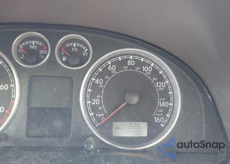 2004 Volkswagen Passat Gls from USA, damaged, VIN WVWPD63B24P332392